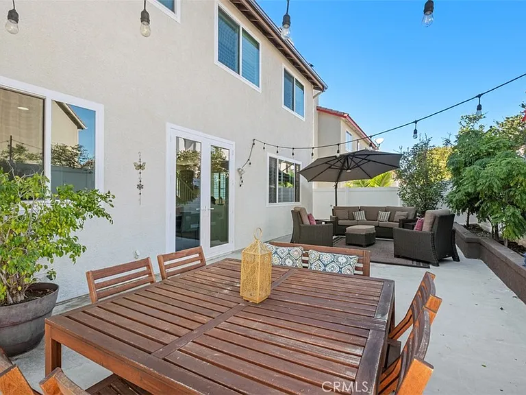 151 Church Pl — Photo 23