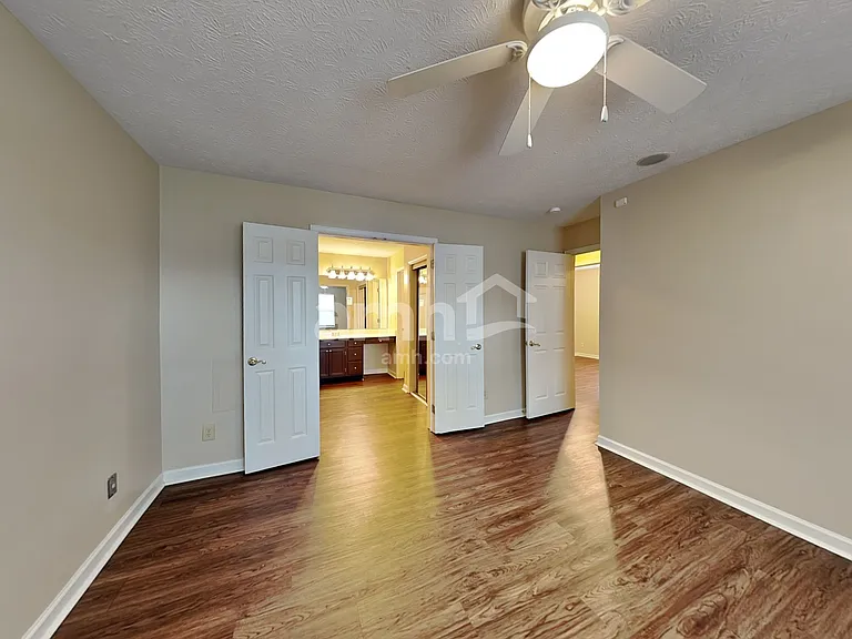 10393 Buell Ct — Photo 9