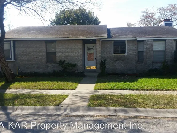 2909 Hilldale Dr, Corpus Christi, TX 78415