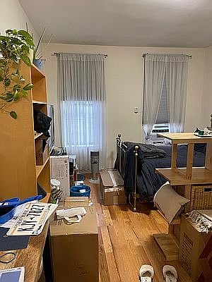 5th image of 624 E 11th St APT 6B