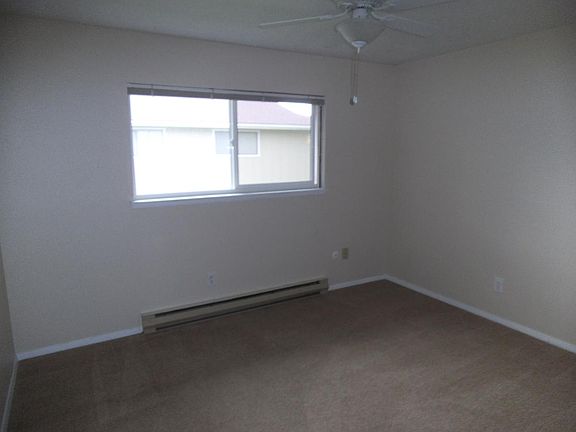 5th image of 753 Meadows Dr APT 3