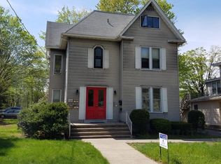 242 N Main St APT 1, Southington, CT 06489