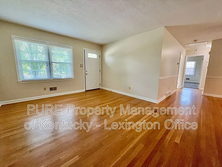 2077 Dogwood Dr — Photo 6