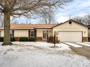 2101 Creekpoint Dr, Saint Peters, MO