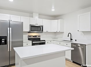 12330 Lake St, Eagle River, AK 99577