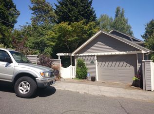 1565 Madrona Dr, Seattle, WA 98122
