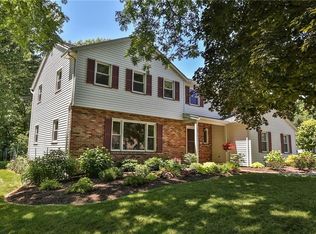 128 Wheelock Rd, Penfield, NY 14526