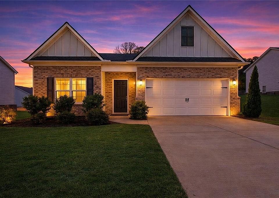 1st image of 176 Innis Brook Cir