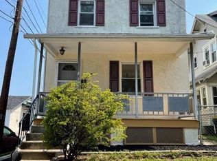 19 Lincoln Ave, Lansdale, PA 19446