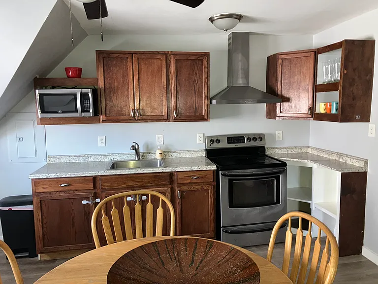 15 Huntington St #6 — Photo 23