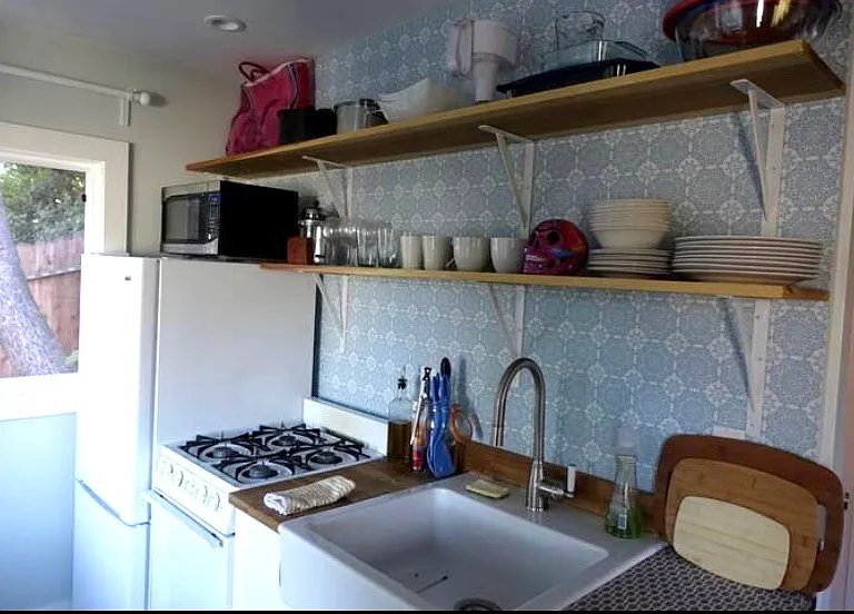 575 Valle Vista Ave #4 — Photo 4