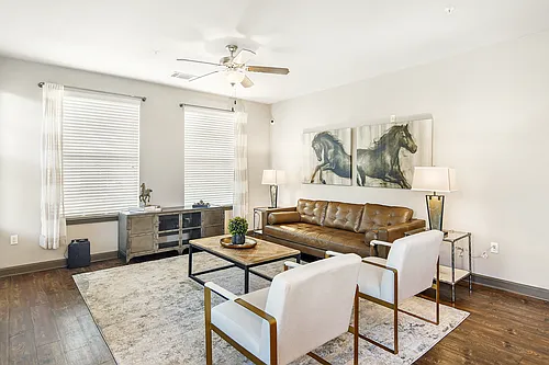 Wellington Grande Apartment Homes Photo 1