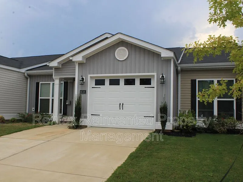 2 bed, 2.0 bath, 1213 sqft, $1,795 — Photo 3