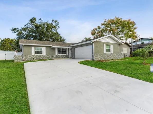 1926 Derbywood Dr, Brandon, FL 33510