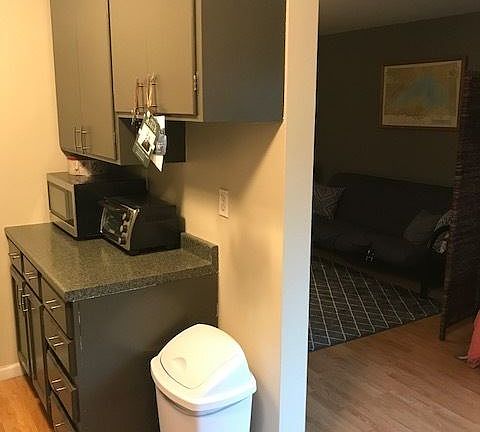 5th image of 2315 Colfax Ave S APT 25