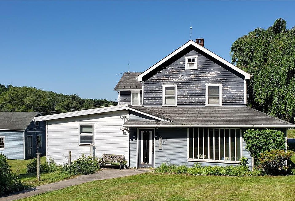 1st image of 3295 Mountain View Dr