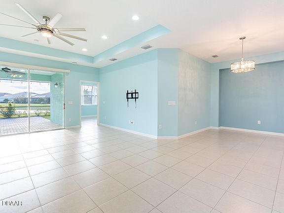 5th image of 635 Landshark Blvd