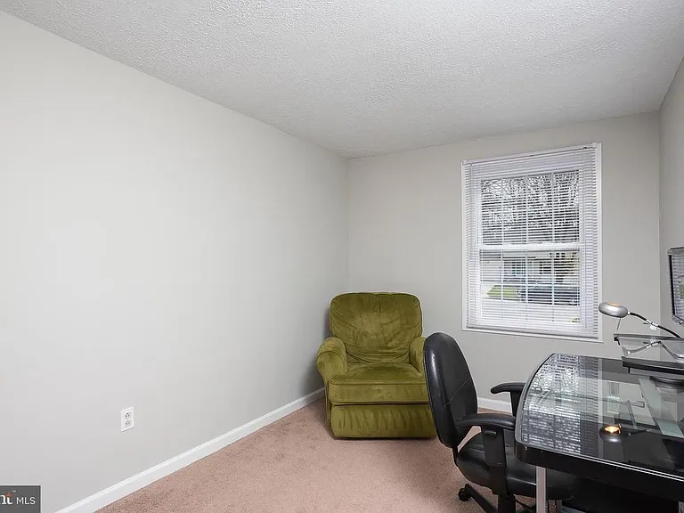 6660 Farbell Row — Photo 23