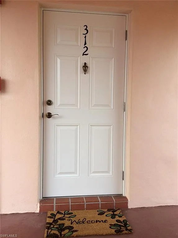 1 bed, 2.0 bath, 842 sqft, $3,100 — Photo 2