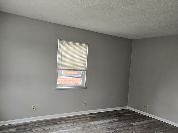 3rd image of 1580 Glenbeck Ave APT 3