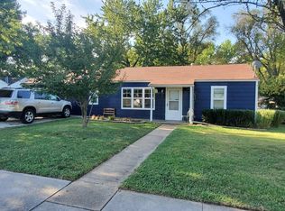 4723 SW 23rd St, Topeka, KS 66614