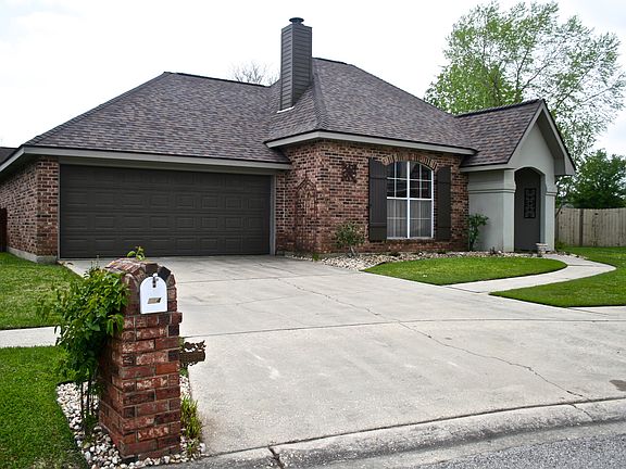 3rd image of 114 Wallingsford Cir