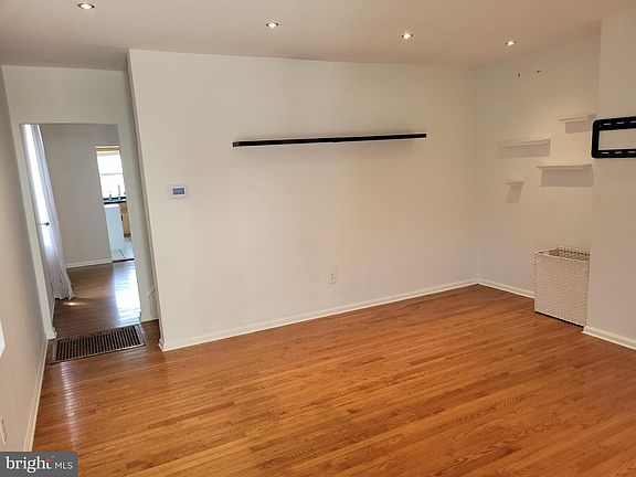 4th image of 505 Apple St