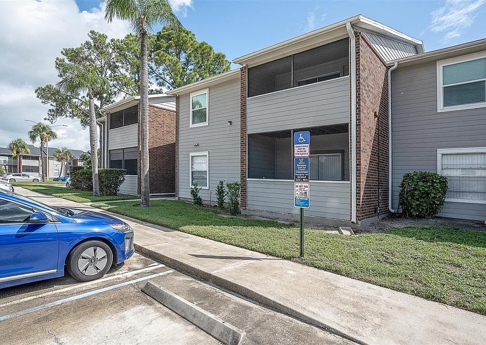1st image of 1400 GANDY BOULEVARD N #1306