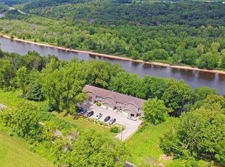 1066 Hillside Dr APT 2, Wisconsin Dells, WI 53965