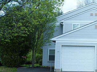 51 Wyndmoor Dr, East Windsor, NJ 08520