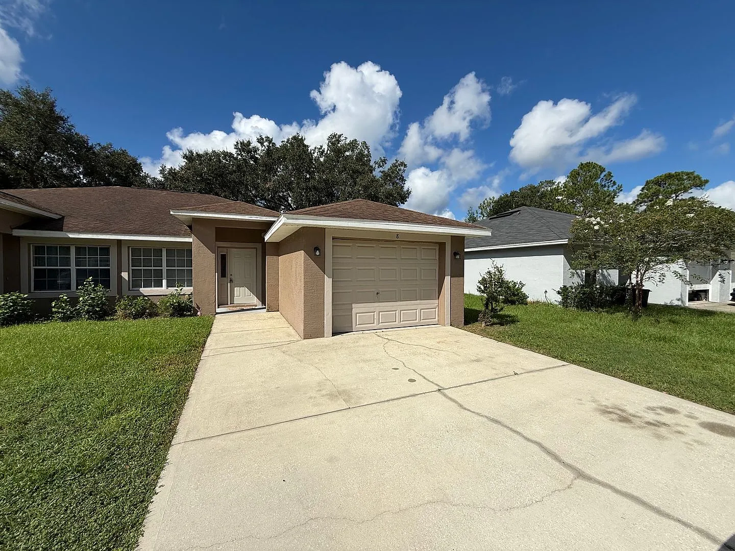 3 Bedroom/2 Bathroom Duplex — Photo 3