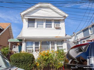 2 Highland Ct #1, Far Rockaway, NY 11691