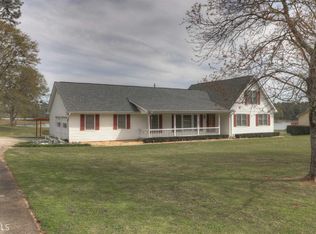 233 Bear Creek Trl, Hampton, GA 30228