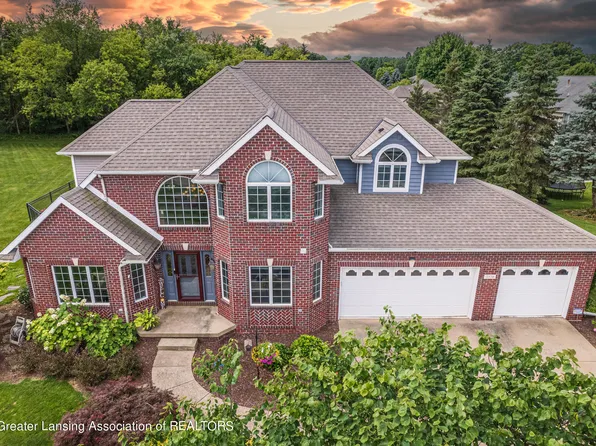 2570 Hummingbird Dr, Holt, MI 48842