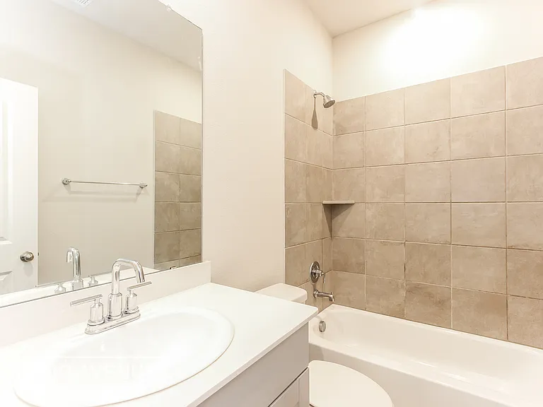 1431 Rolling Fox Dr — Photo 19