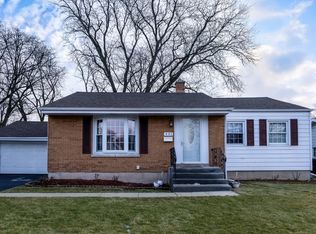 431 Longwood Dr, Chicago Heights, IL