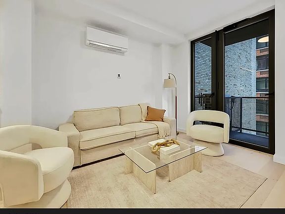 5th image of 3 Clarkson Ave #8DD