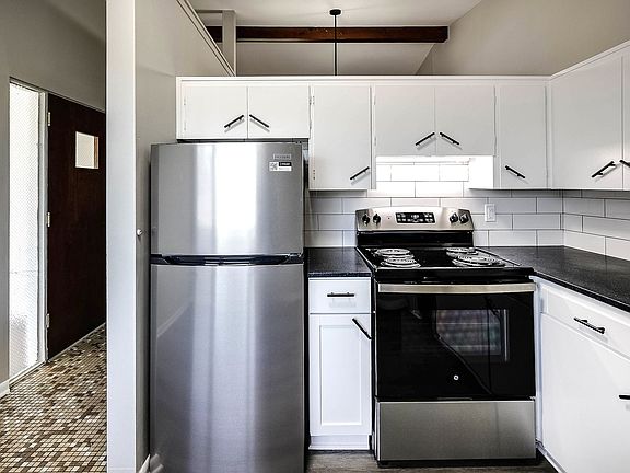 5th image of 4817 S 131st St APT 12