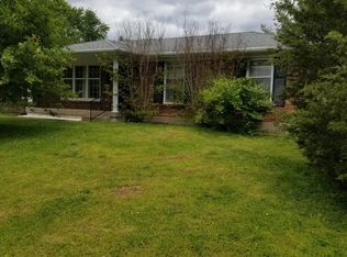 4431 Malcolm Rd, Louisville, KY 40216