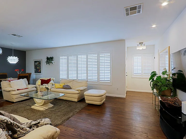 4645 E Windsor Ave — Photo 3