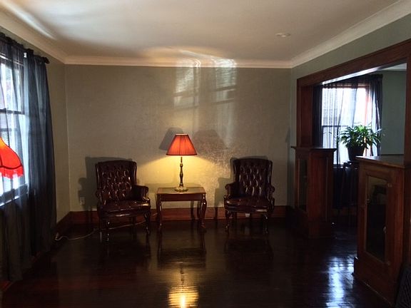 3rd image of 3730 4th Ave