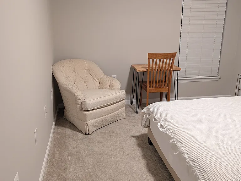 501 Morrissett Ct SE #2 — Photo 5