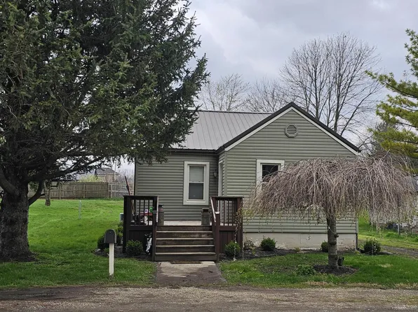 79 S Locust St, Mechanicsburg, OH 43044
