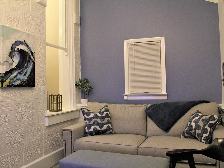 433 W Orange St #1 — Photo 1