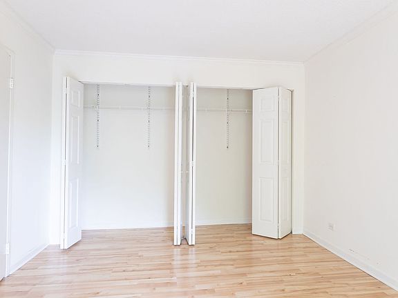 2nd image of 35 S Baybrook Dr Unit 611