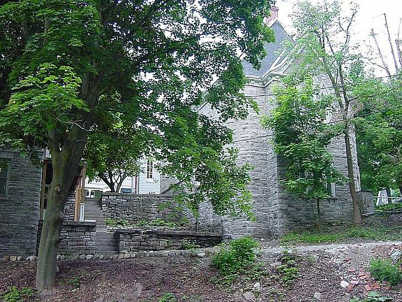 side terrace parking