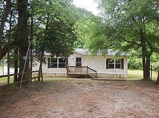 24 Sarah Ct, Simpsonville, SC 29680