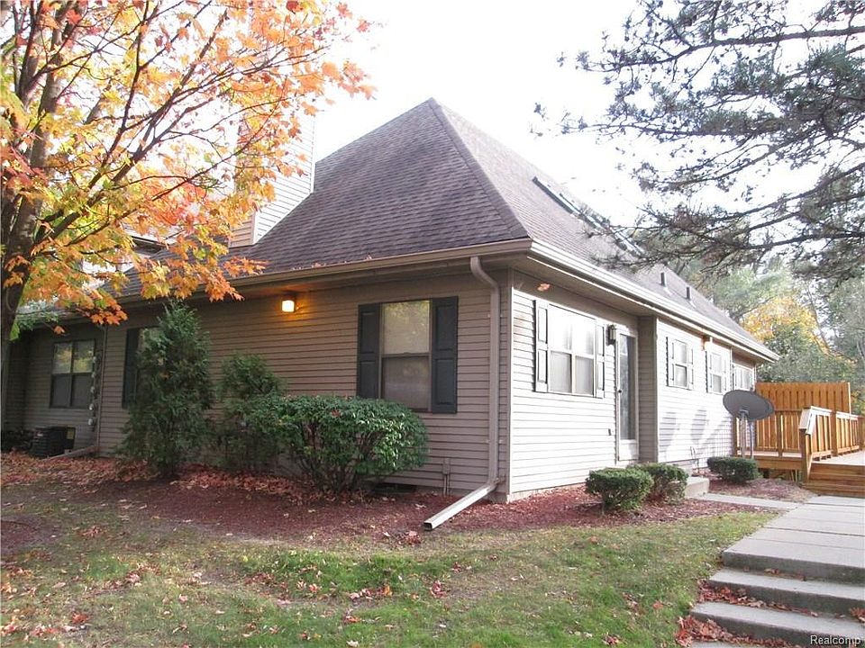 1st image of 24631 Primrose Ln #1