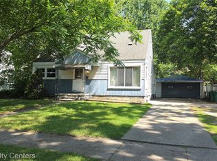 32246 Rosslyn Ave, Garden City, MI 48135