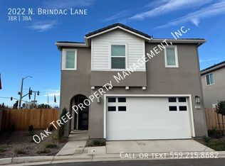 2022 N Brindac Ln, Clovis, CA